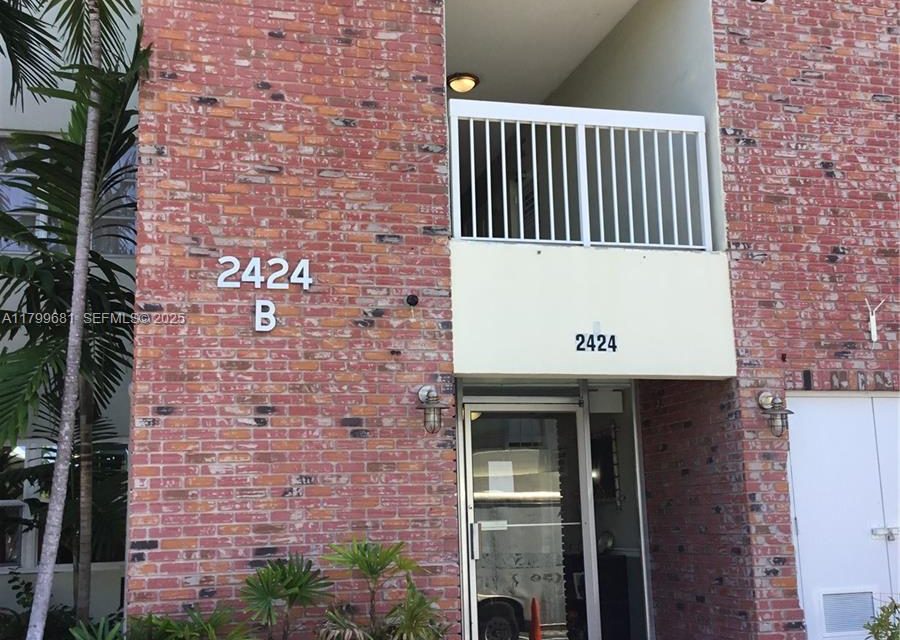 2424 SE 17th Cswy #311B Fort Lauderdale, FL 33316